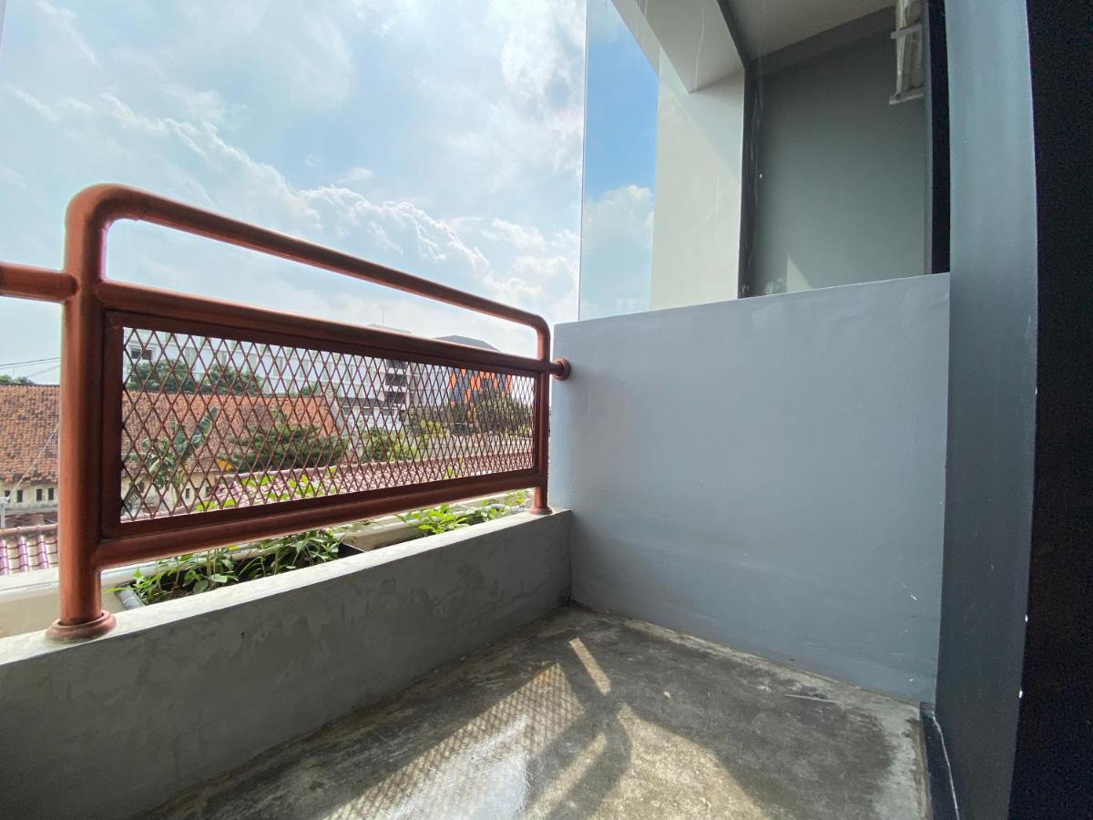 Dparagon Malioboro 日惹 外观 照片
